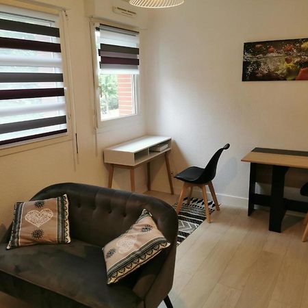 Studio Calme Avec Parking 圣皮埃尔杜山 外观 照片