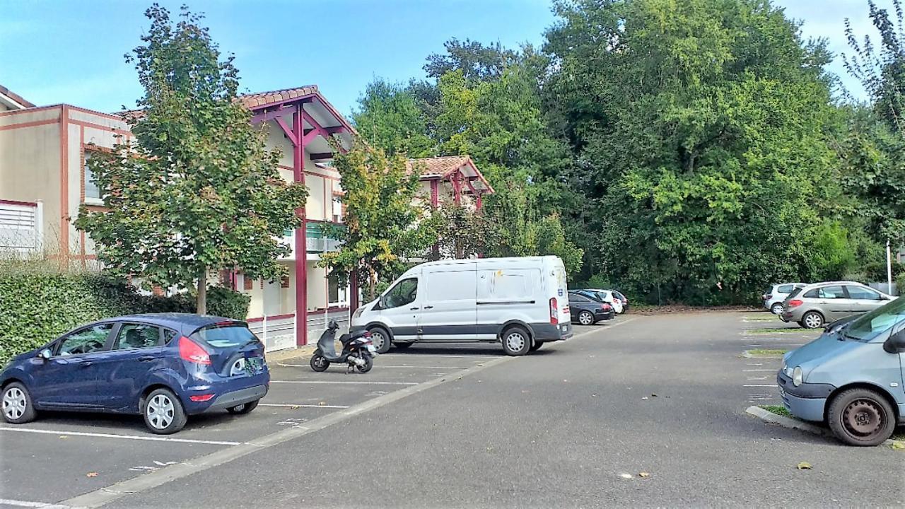 Studio Calme Avec Parking 圣皮埃尔杜山 外观 照片